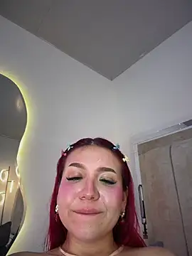 Mia_Juicyberry webkamerás műsora