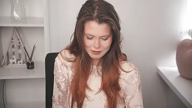 MarnieWootan: онлайн-секс-чат