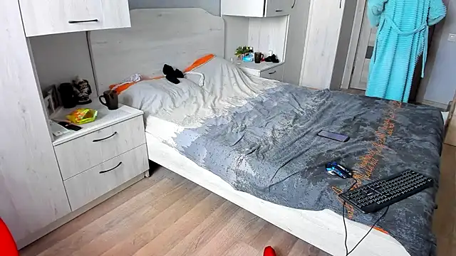 DUSSY_PUSSY Adlı Modelin Canlı XXX Sohbeti