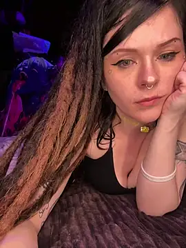 BlaizeyBBy: онлайн-секс-чат