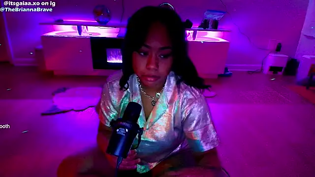 BriannaBrave: απευθείας συνομιλία ΧΧΧ