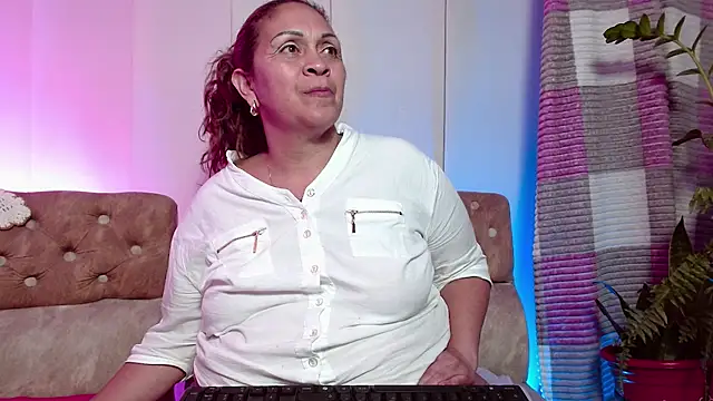 scarlettbooty 现场XXX聊天