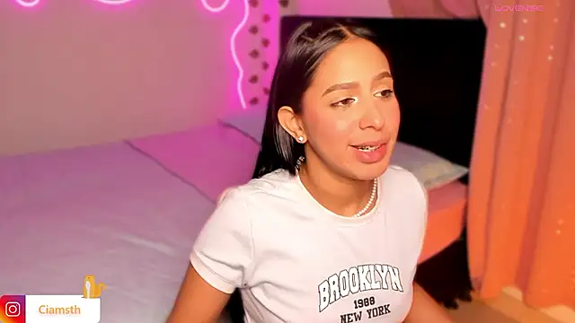 Vickysth 现场XXX聊天