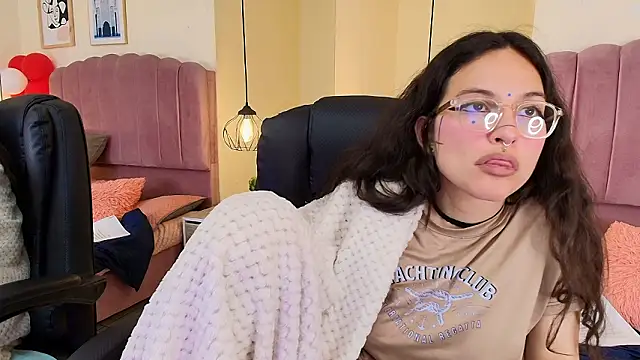 Czat XXX na żywo – Hanabie_