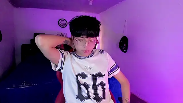 AnggelONfiree live XXX chat