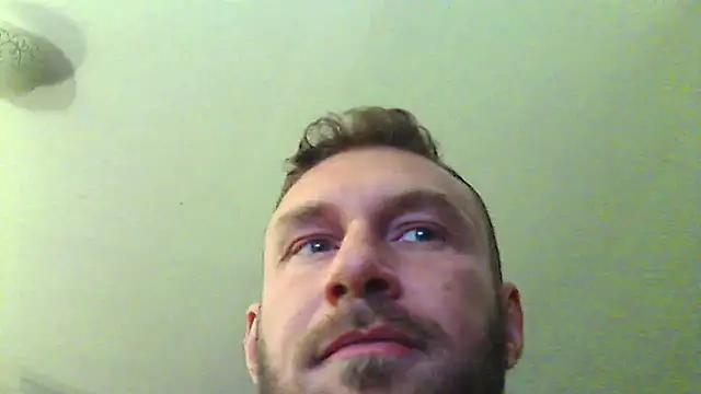 muscularkevinのウェブカメラショー