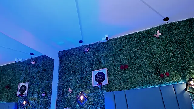 AkiraKurosei Show in webcam