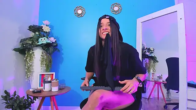 Chat XXX ao vivo de ViictoriiaSaenz