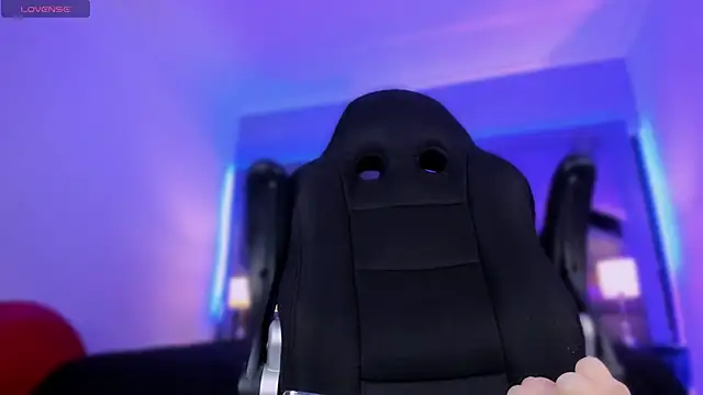 Charlotteinpole: απευθείας συνομιλία ΧΧΧ