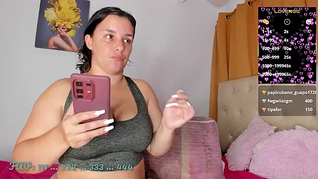 _Julieth_Sexy 现场XXX聊天