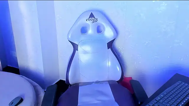 KatsuraRen Adlı Modelin Canlı XXX Sohbeti