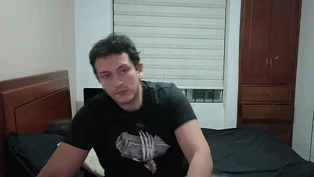 Chat +18 de hardaftercum ao vivo