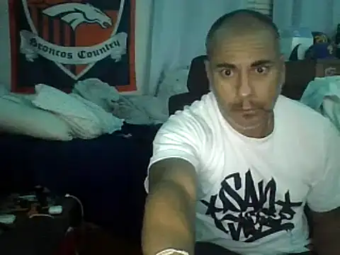 Chat +18 de ValuedConcept687 ao vivo