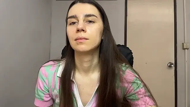 SassyJessi Adlı Modelin Canlı XXX Sohbeti