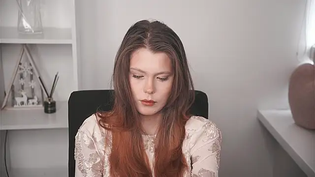 Chat +18 de MarnieWootan ao vivo