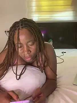 XXX chat uživo modela MISSMAYSROOM