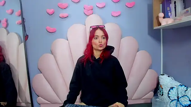 luci_miller's Live XXX Chat