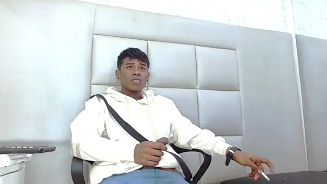 TonnyMarck Chat XXX live