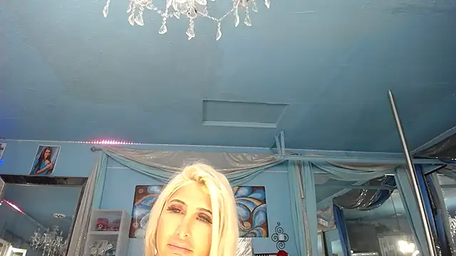 ADRIANNA_FOX লাইভ XXX চ্যাট