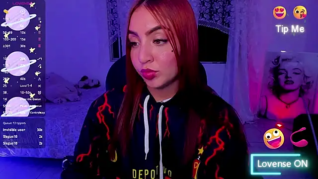 Chat +18 de KetziaDoll ao vivo