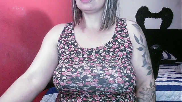 Chat XXX ao vivo de charlotedoll