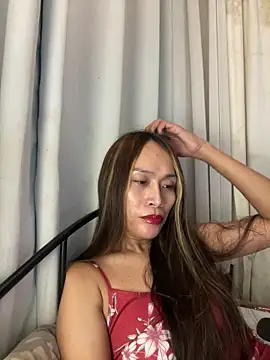 RomanticPearlTS Adlı Modelin Canlı XXX Sohbeti