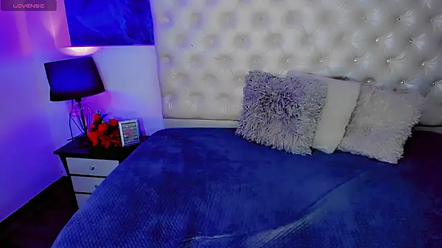 Daniiela_Embern Webbikameraesitys