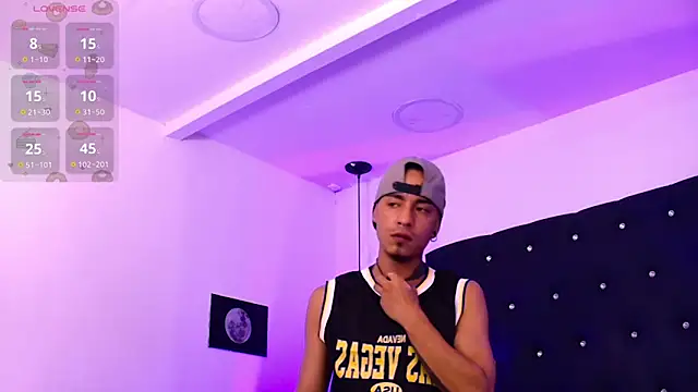 Mowgli_FFun webcam show