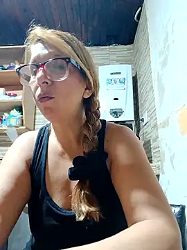 Chatroom XXX en direct de cari75