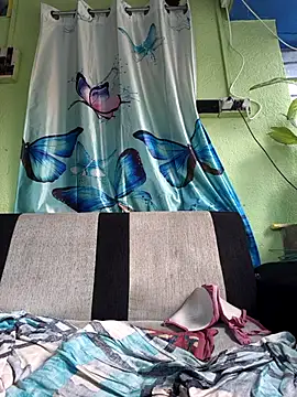 Chat +18 de Mahira06 ao vivo