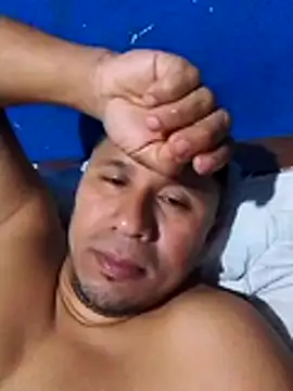 deiner13 Live XXX-Chat