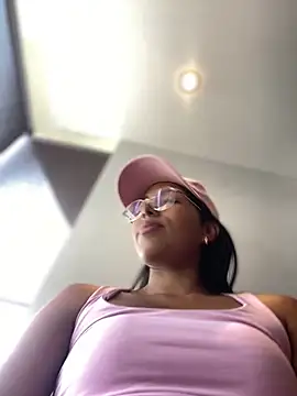 SheenaBrooke Chat XXX live