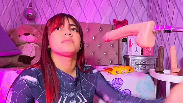 Chat +18 de NicolleTaylor ao vivo