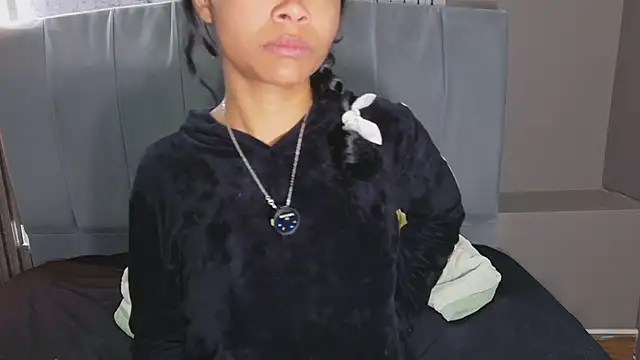 Chat +18 de Kristall_06 ao vivo