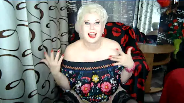 แชท XXX สดของ SWEET--Nika