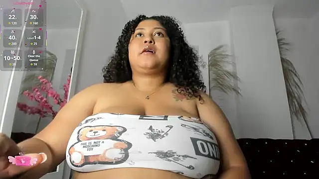 Ayliinn_のライブXXXチャット