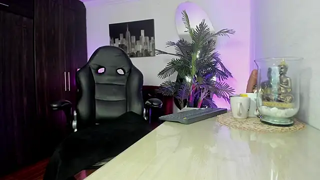 Chat +18 de Amaia_Bushida ao vivo