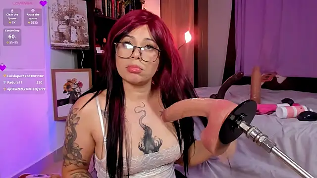 Chatroom XXX en direct de LilyRobertts