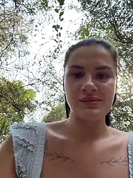 MiraReach's Live XXX Chat