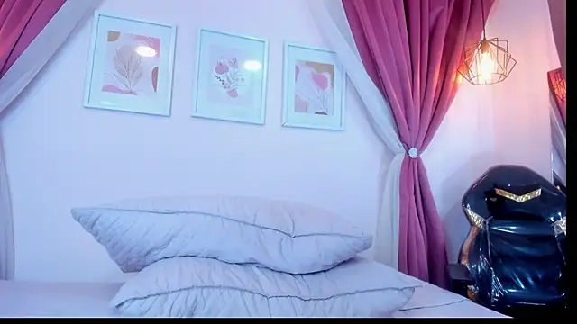 Saray_Becker_ Live XXX-Chat