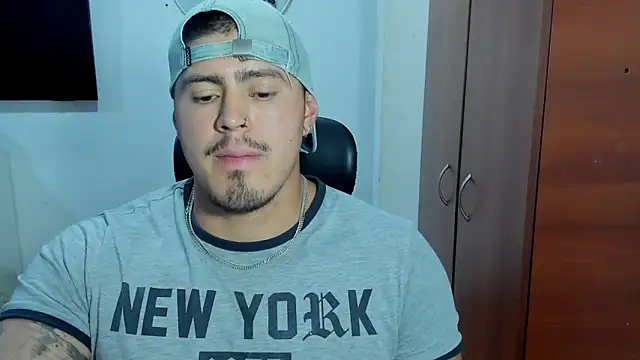 Chatroom XXX en direct de Baltazar_Dupont