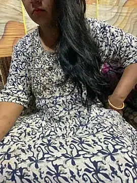 Meera_xxx Webcam show