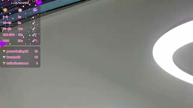 Layla_Mackenzie Show in webcam