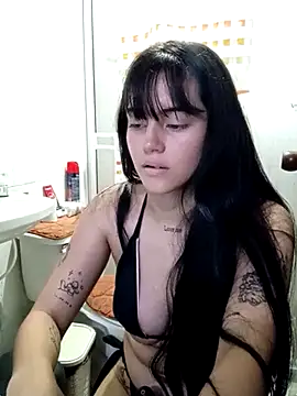 sara_cute_so élő XXX-chatje