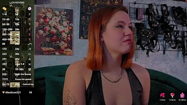 Chat XXX Live the_high_priestess