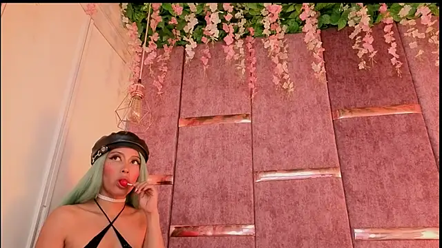 Rynka_ élő XXX-chatje