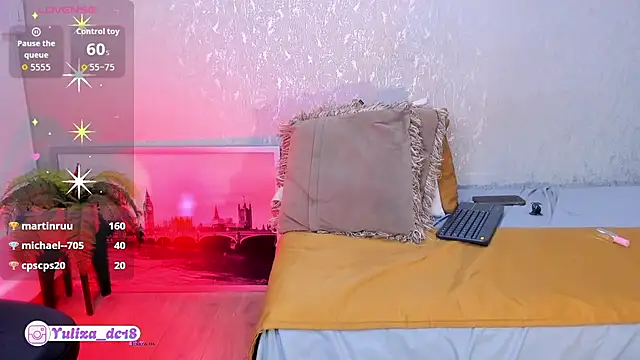 XXX chat uživo modela Luxury_Woman