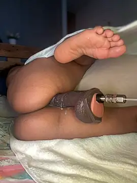 ROUSSH Adlı Modelin Canlı XXX Sohbeti