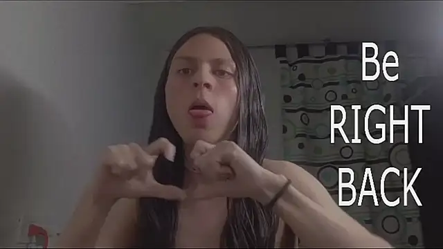 Petite-Goth webkamerás műsora