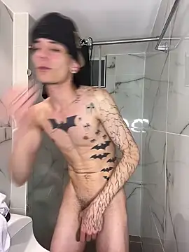 TheBatMansion Chat XXX in diretta